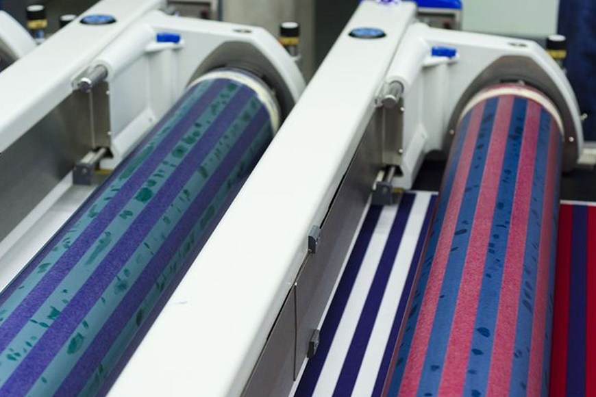 纺织品印花行业的创新传送带解决方案